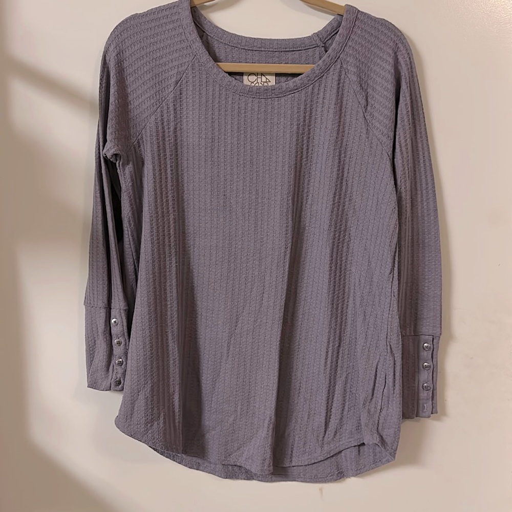 Like new waffle long sleeve top